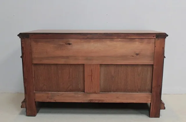 Petit meuble bas néo-gothique en noyer - 1920