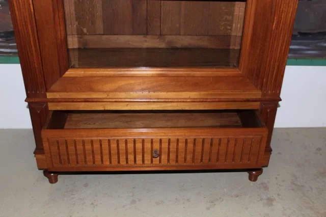 Armoire 1 porte vitrée en Acajo massif XXe
