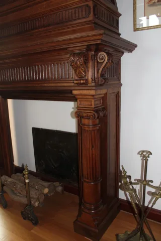 Cheminée de château en chêne XXe