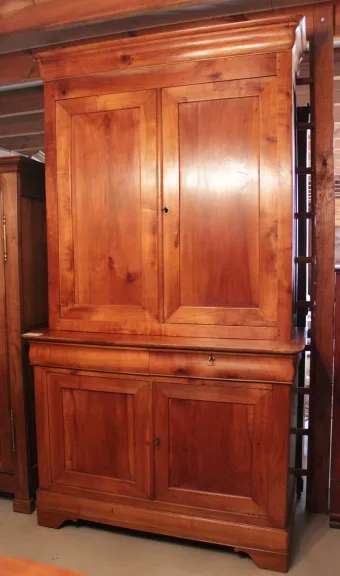 LOUIS PHILIPPE PERIODEN HOHER BUFFET SCHRANK