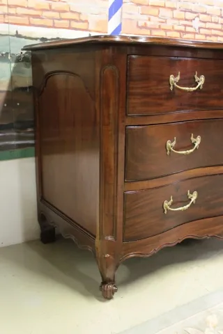 Commode Louis XV en Acajou XVIIIe