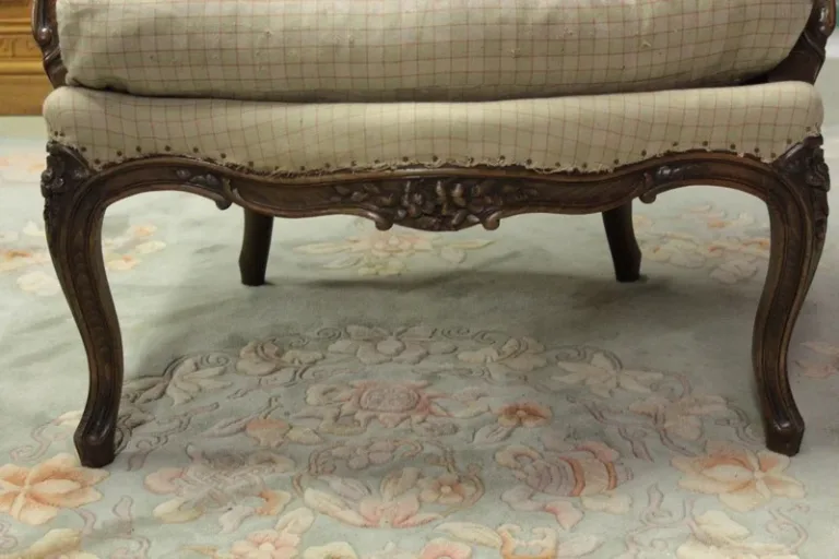 Bergère Louis XV en hêtre XIXe
