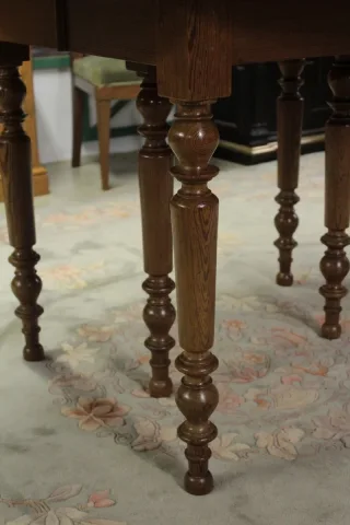 19TH C OVAL PINE TABLE