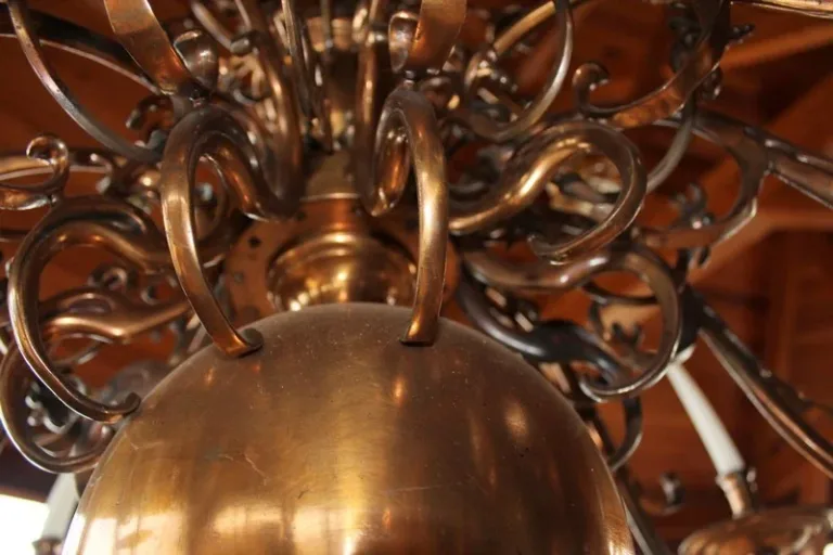 LUCE A BRONZO DELL'ERIA 20 ° C