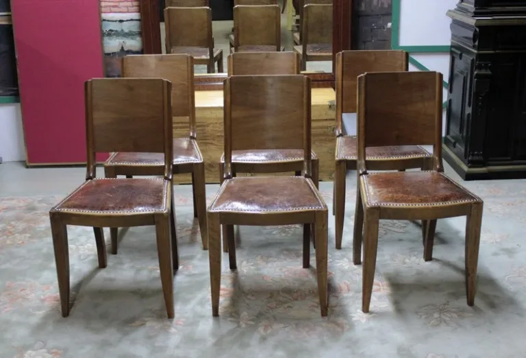 Salle à manger Art-Déco en noyer XXe