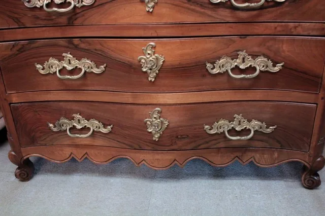 LOUIS XV Kommode aus Schubladen
