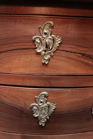 LOUIS XV Kommode aus Schubladen