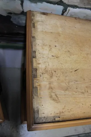 KIEFER-SCHRANK