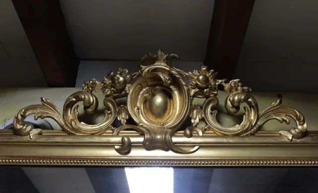 NAPOLEON III PERIOD GILTWOOD MIRROR