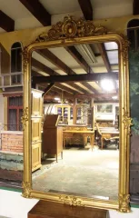 NAPOLEON III PERIOD GILTWOOD MIRROR