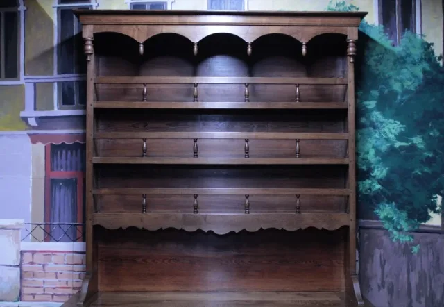 Buffet Vaisselier en châtaignier XIXeme