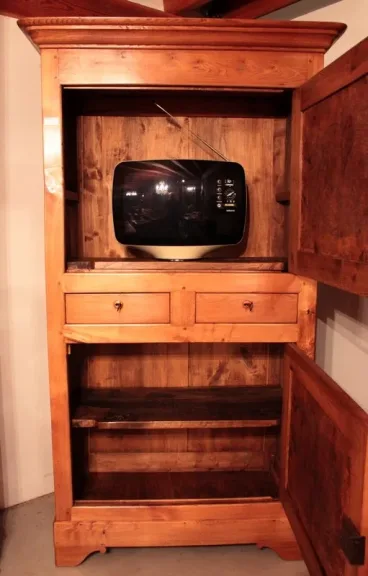 LOUIS PHILIPPE CABINET