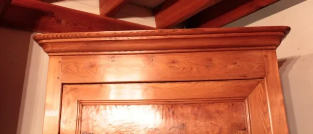 Cabinet Louis-Philippe en frêne XIXe