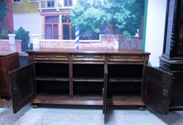 LOUIS XIV STIJL SIDEBOARD
