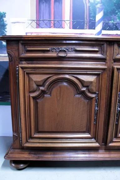 LOUIS XIV STIJL SIDEBOARD