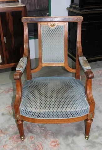 Paire de Fauteuils Louis XVI en chêne XXe
