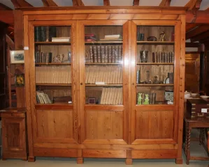 LIBRERÍAS DE PINO