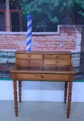 Bureau à gradin L Philippe en merisier XIXe
