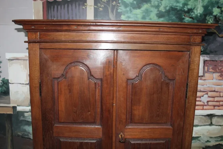 TEAKSCHRANK