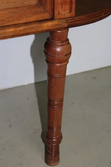 FRANZÖSISCHES SIDEBOARD