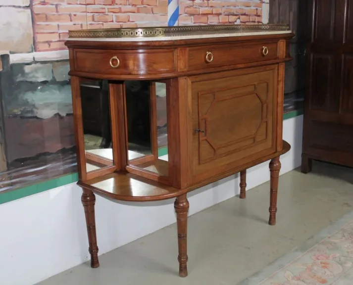 FRANZÖSISCHES SIDEBOARD