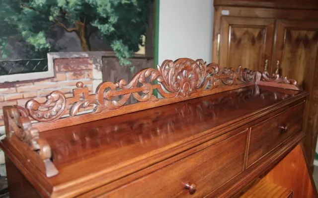 SLOPE TOP DESK