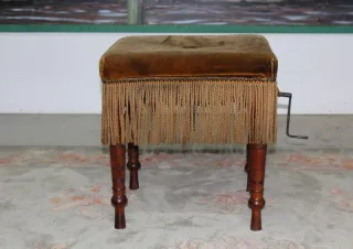 ENGLISH PIANO STOOL