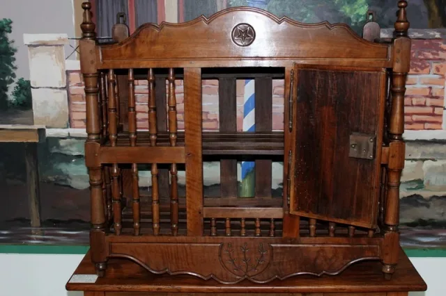 Pannetière en noyer XIXeme