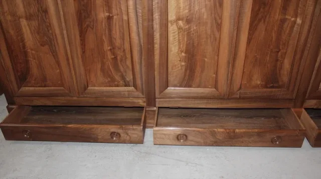 Armoire 6 portes en Noyer - XIXeme