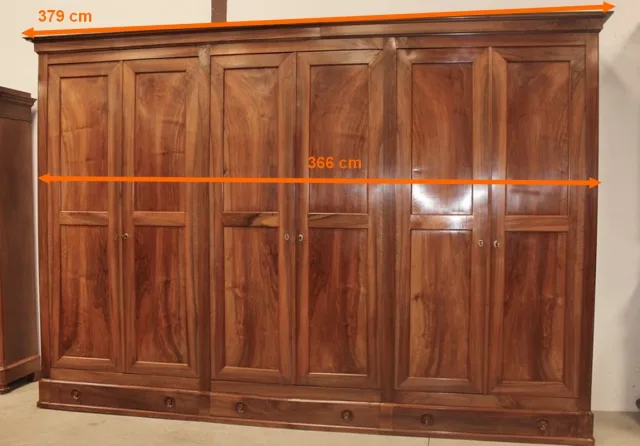 Armoire 6 portes en Noyer - XIXeme
