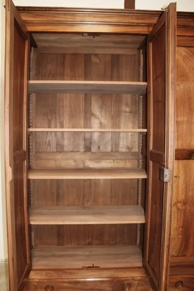 Armoire 6 portes en Noyer - XIXeme
