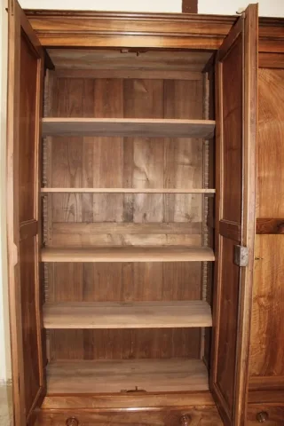 Armoire 6 portes en Noyer - XIXeme