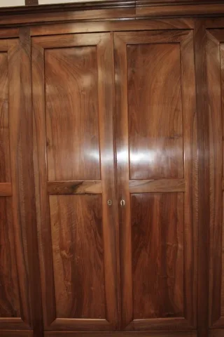 Armoire 6 portes en Noyer - XIXeme
