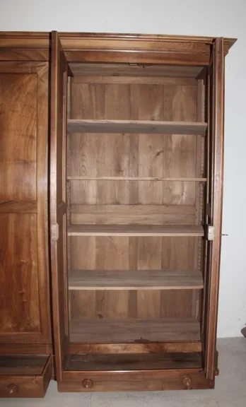 Armoire 6 portes en Noyer - XIXeme