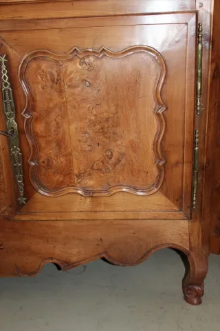 LOUIS XV STYLE BUFFET