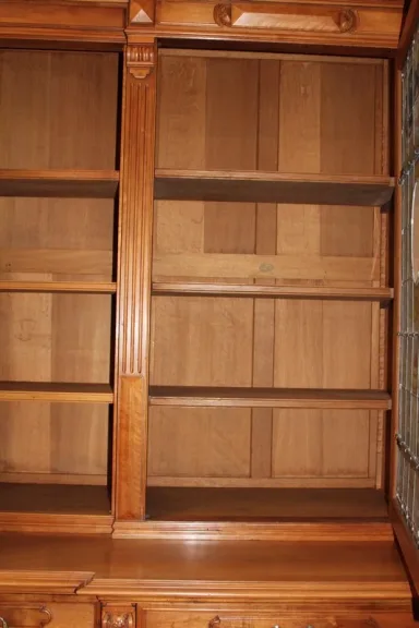 HIGH BUFFET CUPBOARD