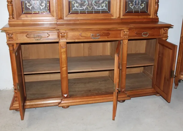 HIGH BUFFET CUPBOARD
