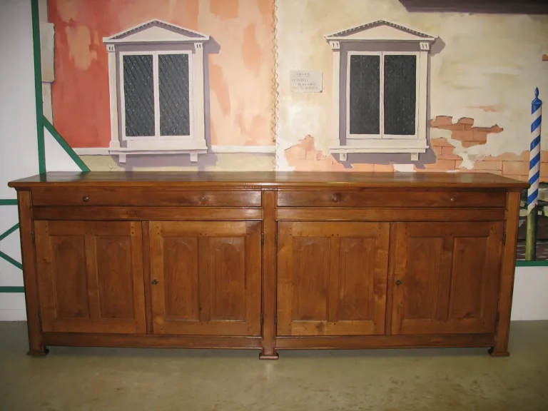EICHEN-SIDEBOARD
