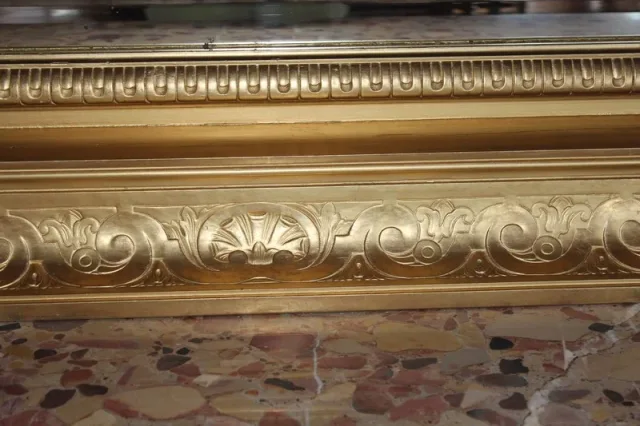 Miroir Louis XIV en bois doré XIXe
