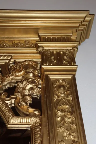 Miroir Louis XIV en bois doré XIXe