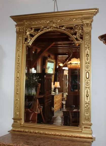 Miroir Louis XIV en bois doré XIXe