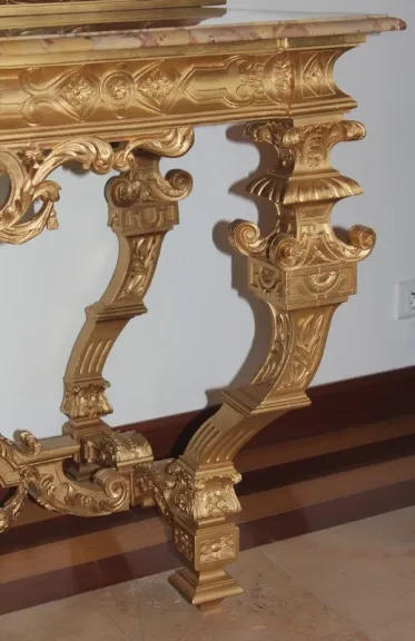 TABELLA DI CONSOLE DI GILTWOOD DI LOUIS XIV STYLE