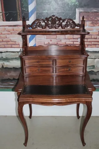 LOUIS XV STYLE DESK