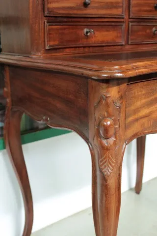 LOUIS XV STYLE DESK
