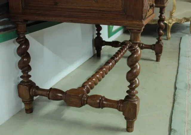 LOUIS XIII STYLE DESK