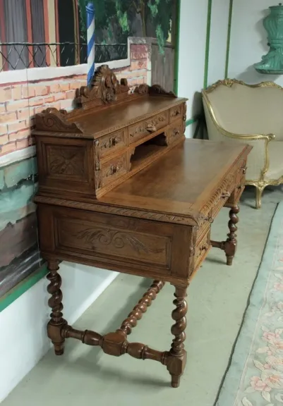 LOUIS XIII SCHREIBTISCH