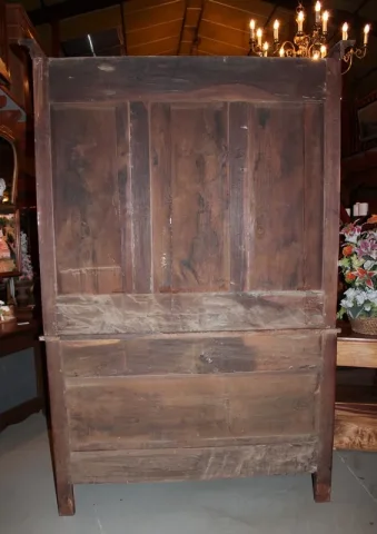 LOUIS XV PERIODO ALTA BUFFET ARMARIO