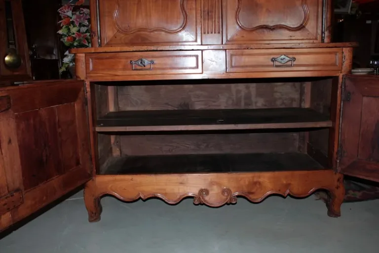 LOUIS XV ПЕРИОД ВЫСОКИЙ БУФЕТНЫЙ КЛУБ