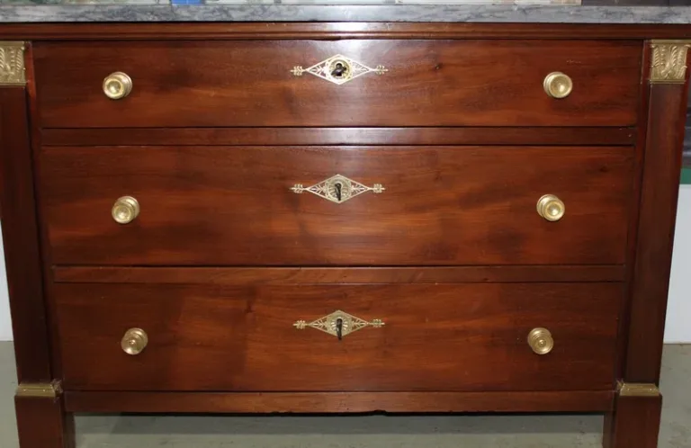 FRENCH DIRECTOIRE PERIOD CHEST OF DRAWERS