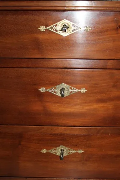 FRENCH DIRECTOIRE PERIOD CHEST OF DRAWERS